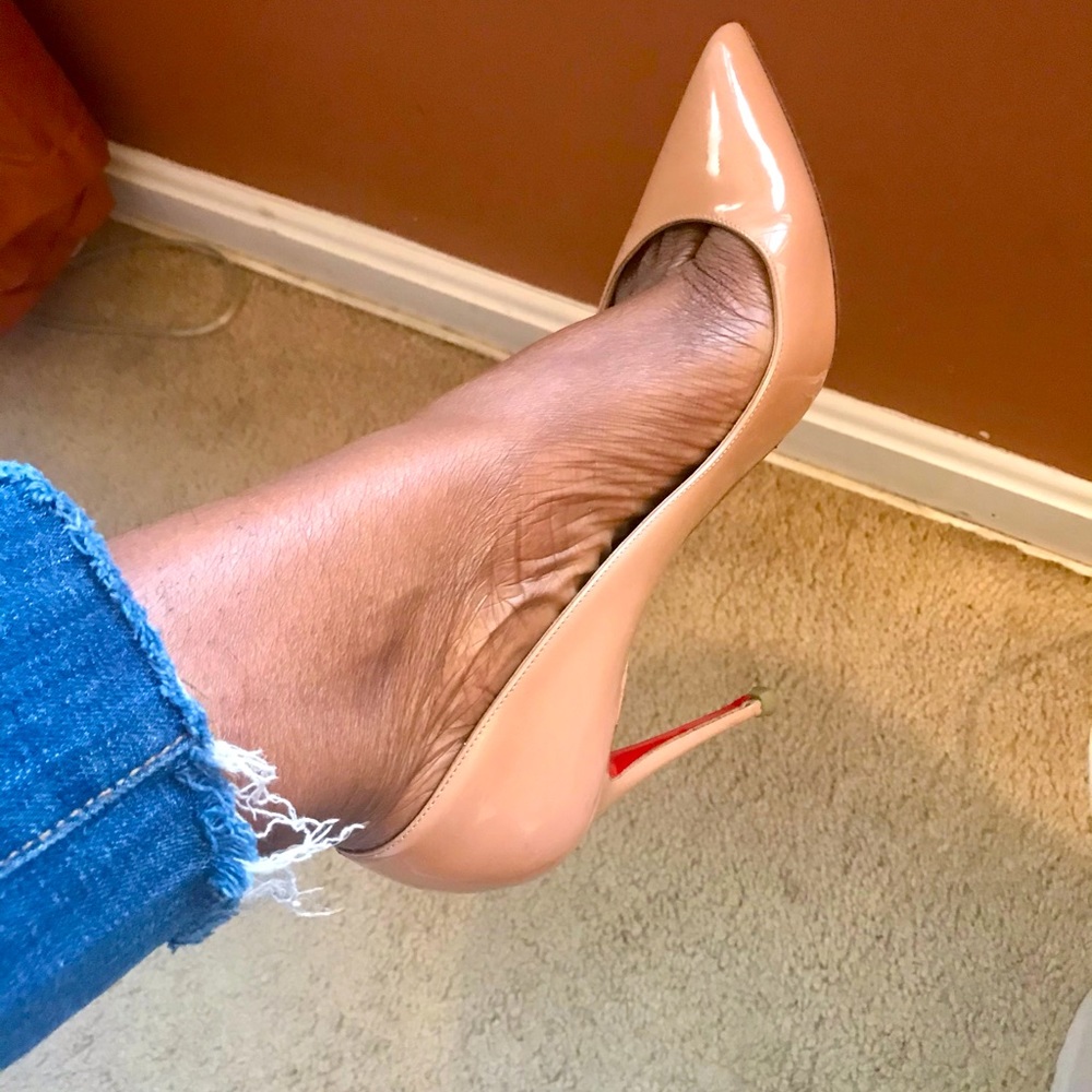 Christian Louboutin Pigalle Nude Pumps 100’s